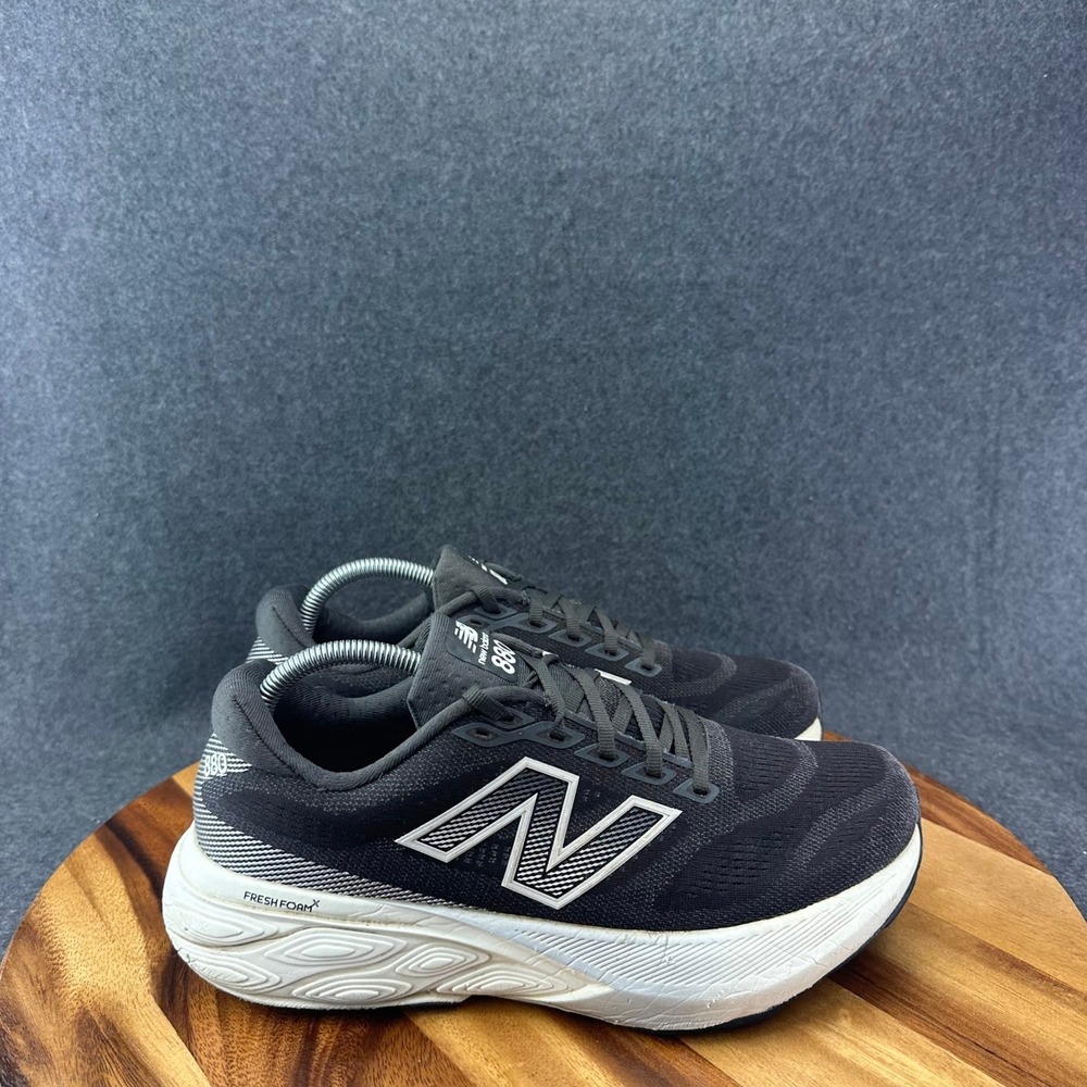 New Balance Fresh Foam X 880 V15 Womens Size 10.5D Black Running Shoes Sneakers
